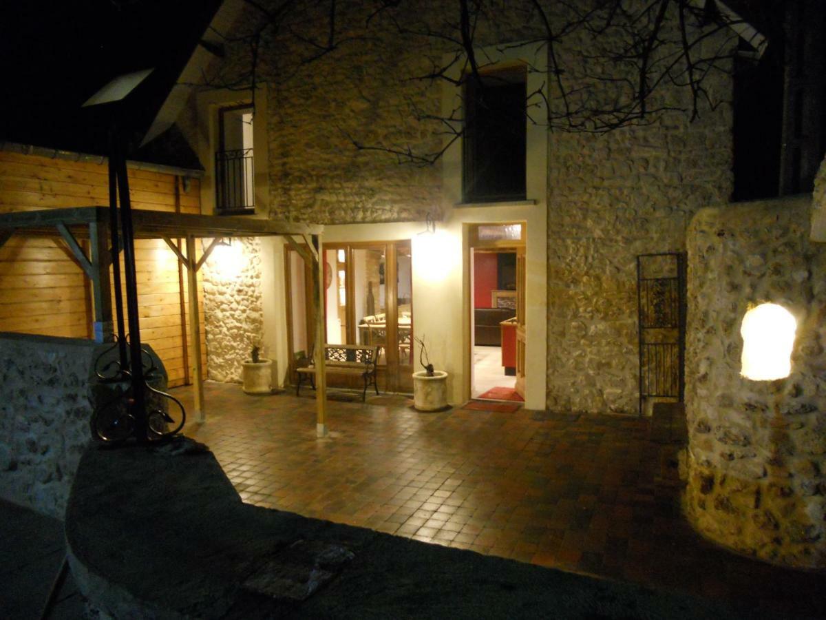 Gite La Nuit Etoilee Chez Champagne Mathelin Mareuil-le-Port Buitenkant foto
